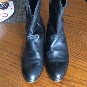 Road Wolf cowgirl boots